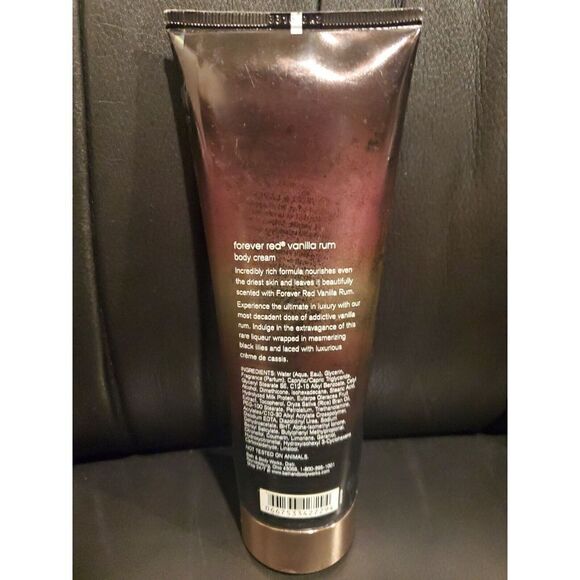 BATH & BODY WORKS Forever Red Vanilla Rum Body Cream (8 Oz ) - New - Picture 2 of 3